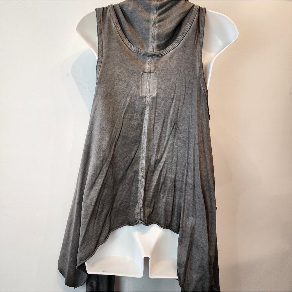 Coral New Gray Cowl Neck Top Pockets Rhinestones Sharkbite Feathers‎ Size L - Picture 5 of 9